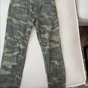Zara cropped camo pants
